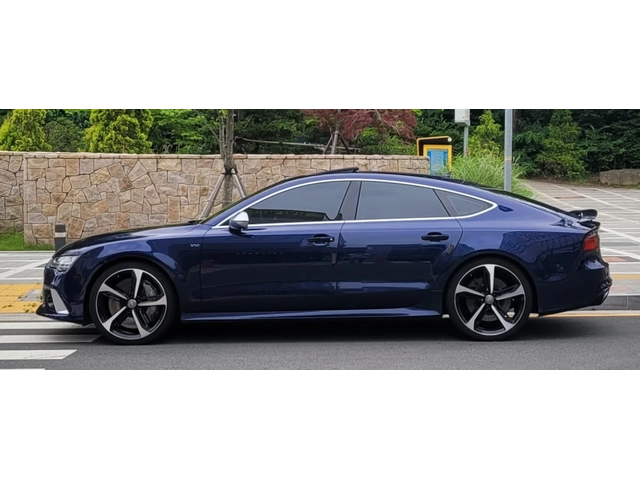 Audi RS7 КЕРАМИКА * ОБСЛУЖЕН - автомобили, коли, обяви за нови и употребявани 2