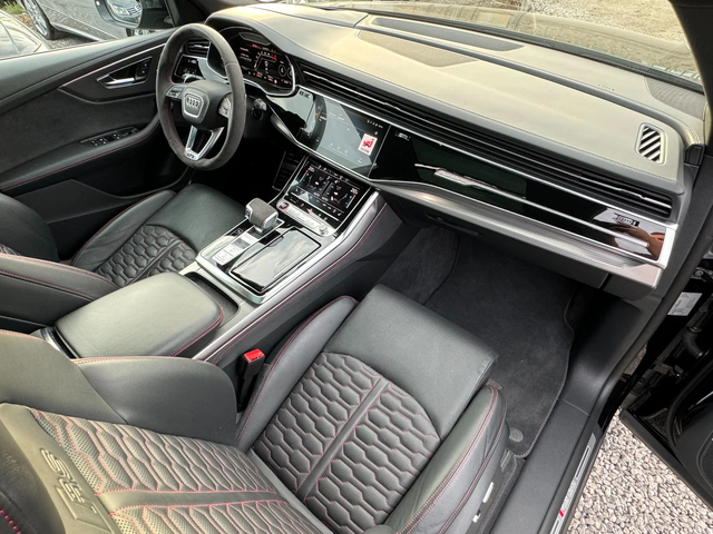 Audi RSQ8 - автомобили, коли, обяви за нови и употребявани 10