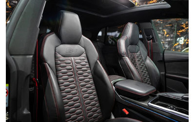 Audi RSQ8 4.0 V8 800HP CARBON CERAMIC ПАНО B&O ЛИЗИНГ 100% - автомобили, коли, обяви за нови и употребявани 13