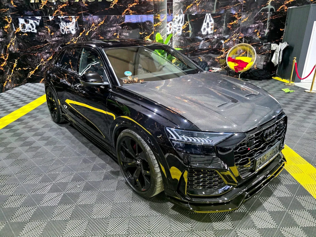 Audi RSQ8 4.0 V8 800HP CARBON CERAMIC ПАНО B&O ЛИЗИНГ 100% - автомобили, коли, обяви за нови и употребявани 1