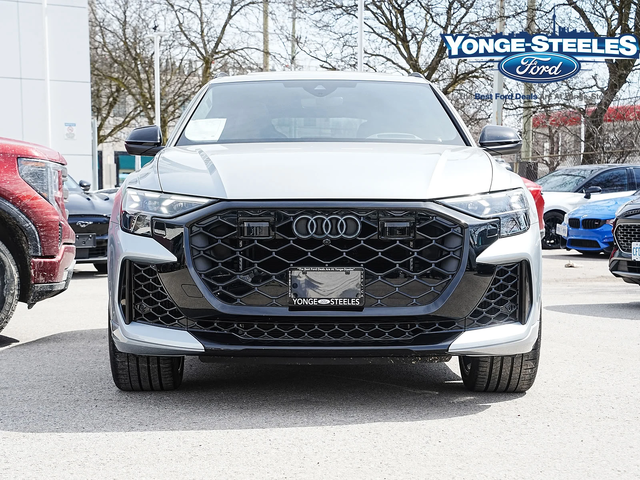 Audi RSQ8 4.0Т* AвтоКредит * (ЦЕНА ДО БГ) - автомобили, коли, обяви за нови и употребявани 3
