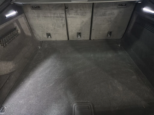 Audi RSQ8 4.0Т* AвтоКредит * (ЦЕНА ДО БГ) - автомобили, коли, обяви за нови и употребявани 9