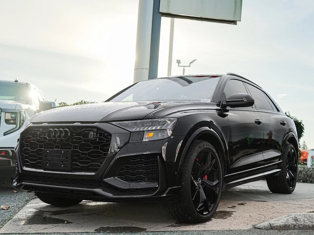 Audi RSQ8 4.0Т* AвтоКредит * (ЦЕНА ДО БГ) - автомобили, коли, обяви за нови и употребявани 1