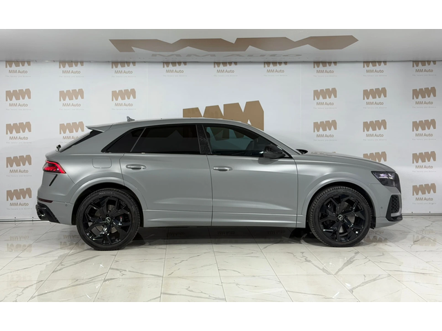 Audi RSQ8 Quattro* B&O* Pano* Matrix* Carbon* Вентилация - автомобили, коли, обяви за нови и употребявани 1