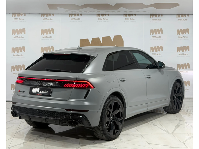 Audi RSQ8 Quattro* B&O* Pano* Matrix* Carbon* Вентилация - автомобили, коли, обяви за нови и употребявани 2