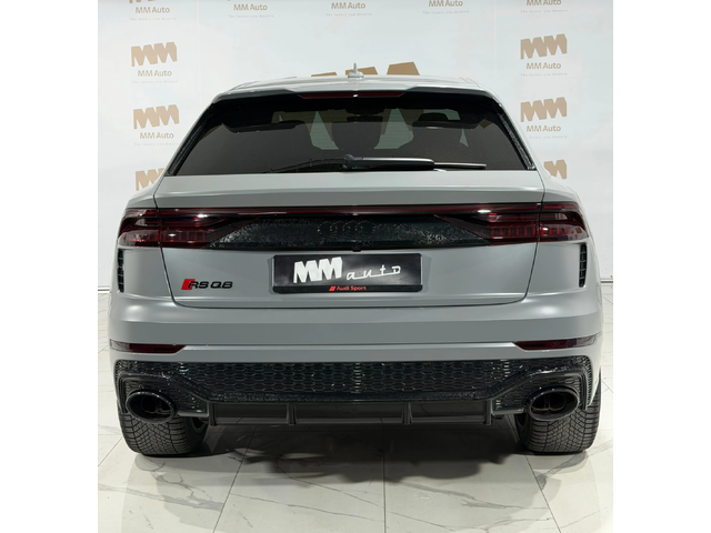 Audi RSQ8 Quattro* B&O* Pano* Matrix* Carbon* Вентилация - автомобили, коли, обяви за нови и употребявани 4