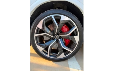 audi-rsq8 - 5