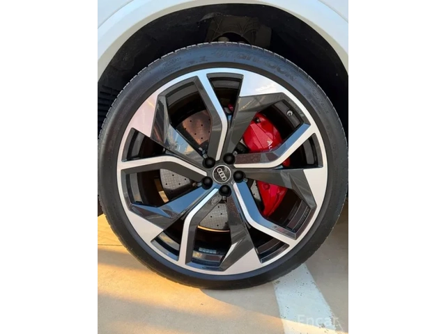 Audi RSQ8 - автомобили, коли, обяви за нови и употребявани 5