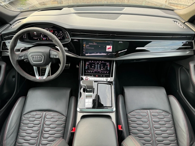 Audi RSQ8 - автомобили, коли, обяви за нови и употребявани 8