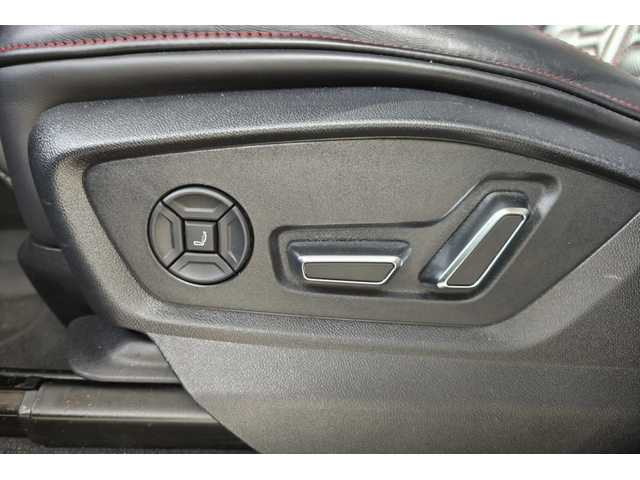 Audi RSQ8 RSQ8 4.0TFSI Quattro - автомобили, коли, обяви за нови и употребявани 9