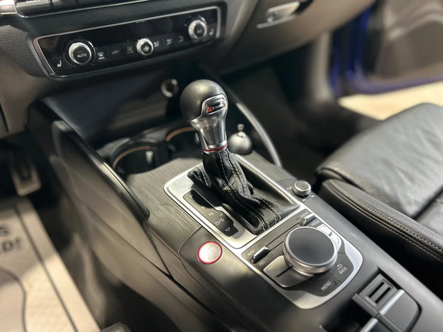 Audi S3 ПОДГРЕВ* КАМЕРА* МЪРТВА ТОЧКА* ШИБИДАХ* КЕЙЛЕС - автомобили, коли, обяви за нови и употребявани 7