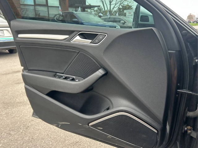 Audi S3 | DISTRONIC | B&O | ЧЕРВЕН САЛОН | CARFAX - автомобили, коли, обяви за нови и употребявани 12