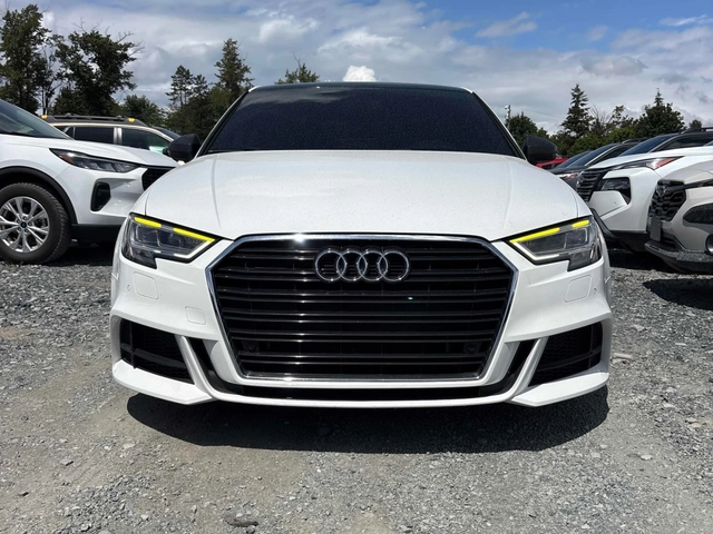 Audi S3 TECHNIK / CARFAX - автомобили, коли, обяви за нови и употребявани 1