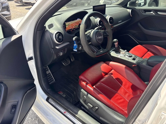 Audi S3 TECHNIK / CARFAX - автомобили, коли, обяви за нови и употребявани 6