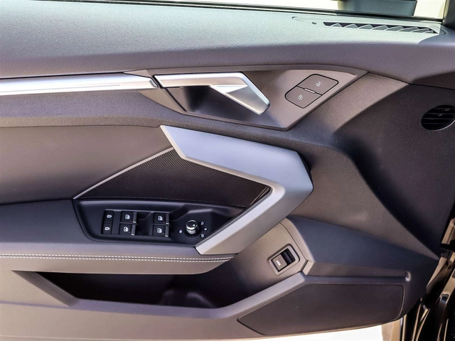Audi S3 DISTRONIC/CAMERA/MATRIX/ЦЕНА ДО БГ - автомобили, коли, обяви за нови и употребявани 5