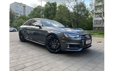 audi-s4 - 0