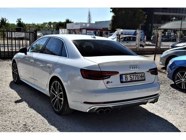 Audi S4 3.0 TFSI Quattro - автомобили, коли, обяви за нови и употребявани 3