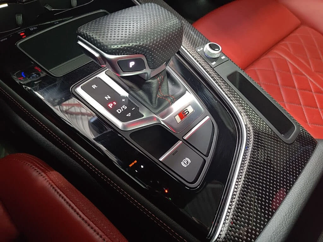 Audi S4 3.0T* quattro* Premium* АвтоКредит* (ЦЕНА ДО БГ) - автомобили, коли, обяви за нови и употребявани 13