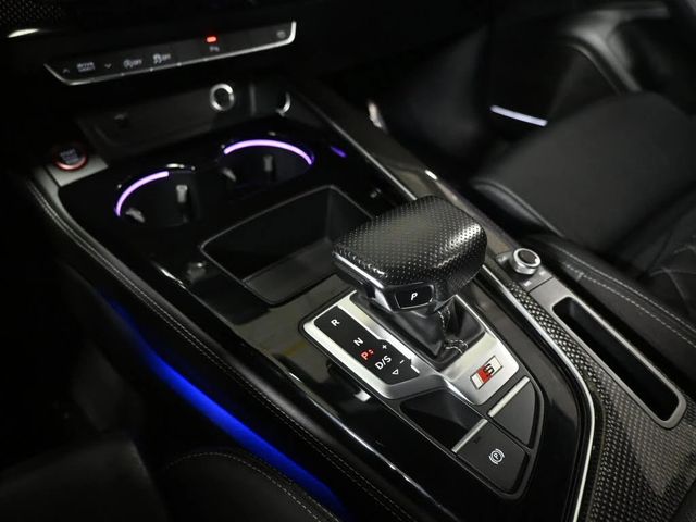 Audi S4 АвтоКредит* (ЦЕНА ДО БГ)TFSI quattro Technik - автомобили, коли, обяви за нови и употребявани 12