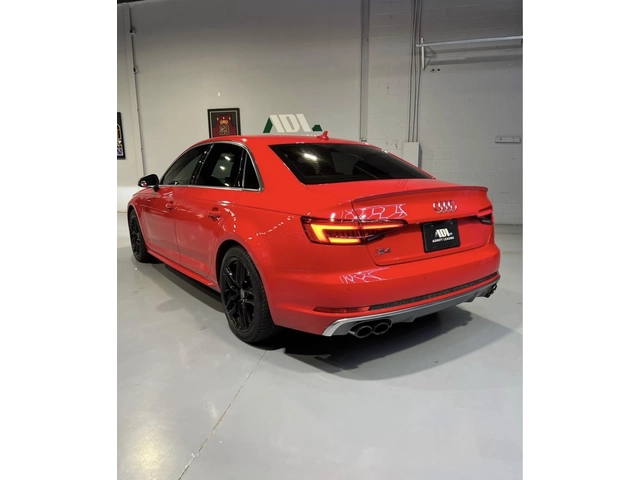 Audi S4 TECHNIK * B&O * MASSAGE * 360 * AMBIENT * CARFAX * - автомобили, коли, обяви за нови и употребявани 3