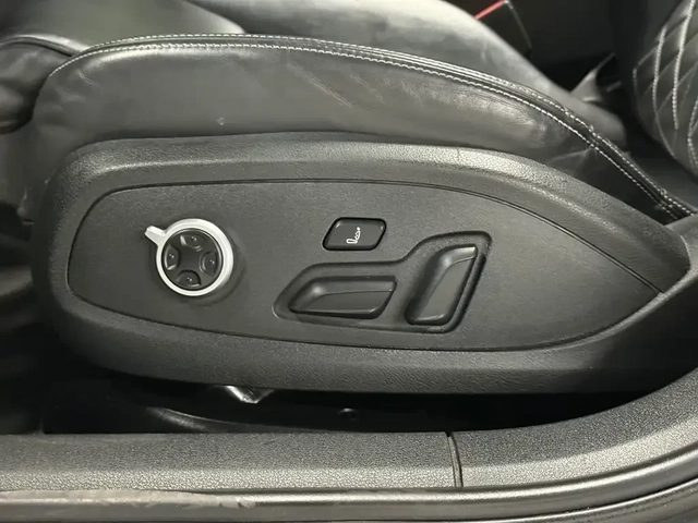 Audi S4 3.0 TFSI Quattro Tecknik - автомобили, коли, обяви за нови и употребявани 12