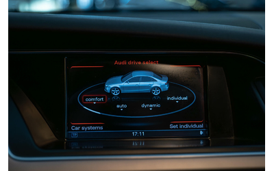 Audi S4 Sedan/V6/Подгрев/F1/Navi - автомобили, коли, обяви за нови и употребявани 10