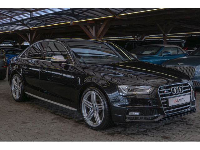 Audi S4 Sedan/V6/Подгрев/F1/Navi - автомобили, коли, обяви за нови и употребявани 2