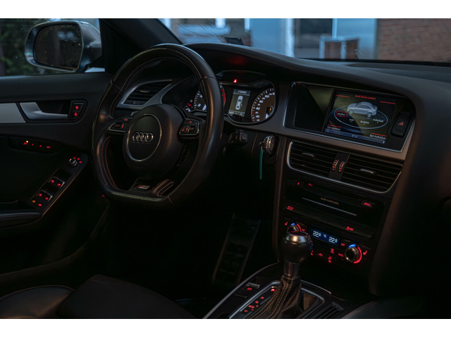 Audi S4 Sedan/V6/Подгрев/F1/Navi - автомобили, коли, обяви за нови и употребявани 8