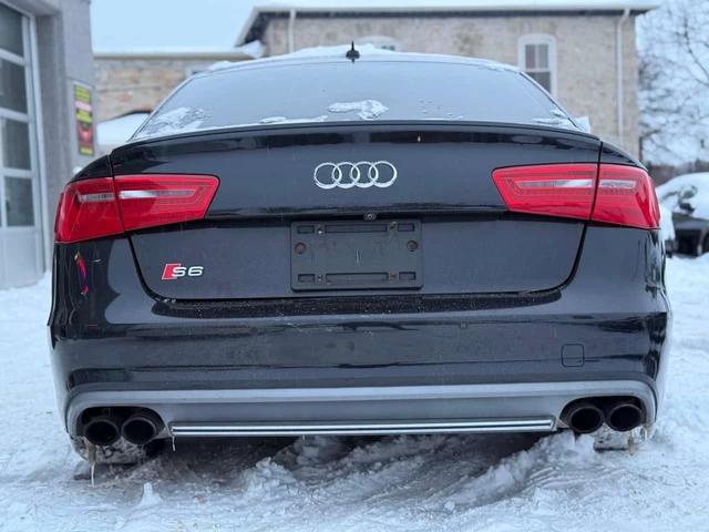 Audi S6 МАСАЖИ* ДИСТРОНИК* ОБДУХВАНЕ* НАЛИЧНА В БГ!* - автомобили, коли, обяви за нови и употребявани 4