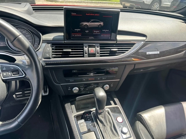 Audi S6 4.0Т* CARBON* БЕЗ ИНЦИДЕНТИ* ГЛЕДАН САМО В AUDI - автомобили, коли, обяви за нови и употребявани 11