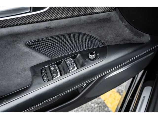 Audi S7 Prestige - автомобили, коли, обяви за нови и употребявани 12