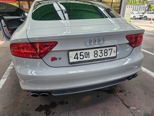 Audi S7 4.0 TFSI* QUATTRO SPORT* PANO* КОЖА* ПОДГРЕВ* - автомобили, коли, обяви за нови и употребявани 3