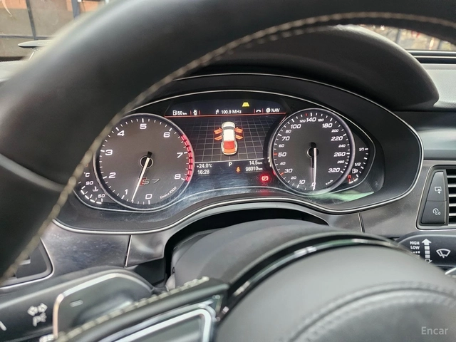 Audi S7 4.0 TFSI* QUATTRO SPORT* PANO* КОЖА* ПОДГРЕВ* - автомобили, коли, обяви за нови и употребявани 7