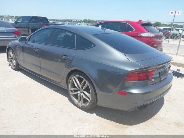 Audi S7 4.0T Premium Plus - автомобили, коли, обяви за нови и употребявани 2