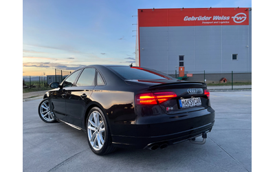 audi-s8 - 4