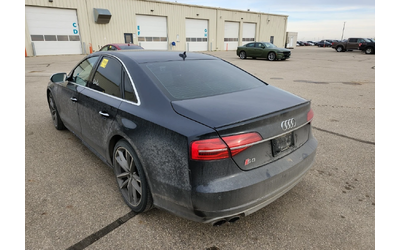 audi-s8 - 3
