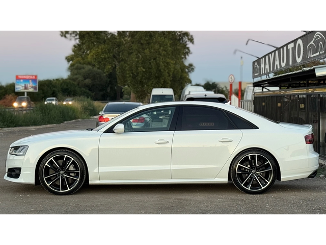 Audi S8 PLUS= 4.0= V8T= MATRIX= CARBON CERAMIC= HUD= - автомобили, коли, обяви за нови и употребявани 6