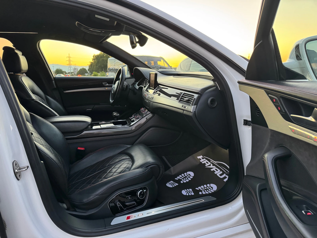 Audi S8 PLUS= 4.0= V8T= MATRIX= CARBON CERAMIC= HUD= - автомобили, коли, обяви за нови и употребявани 9