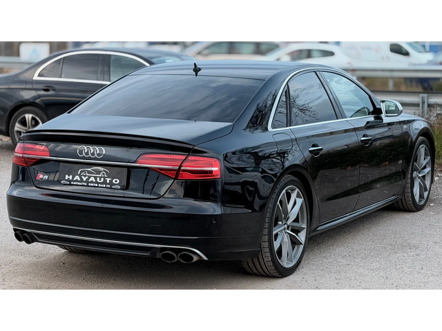 Audi S8 PLUS= 4.0= V8T= MATRIX= CARBON CERAMIC= - автомобили, коли, обяви за нови и употребявани 4