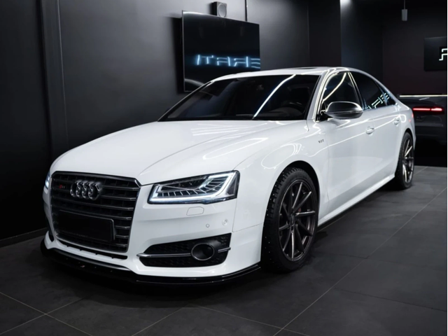 Audi S8 ОЧАКВАН ВНОС Audi S8+ CERAMIC Limited edition - автомобили, коли, обяви за нови и употребявани 0