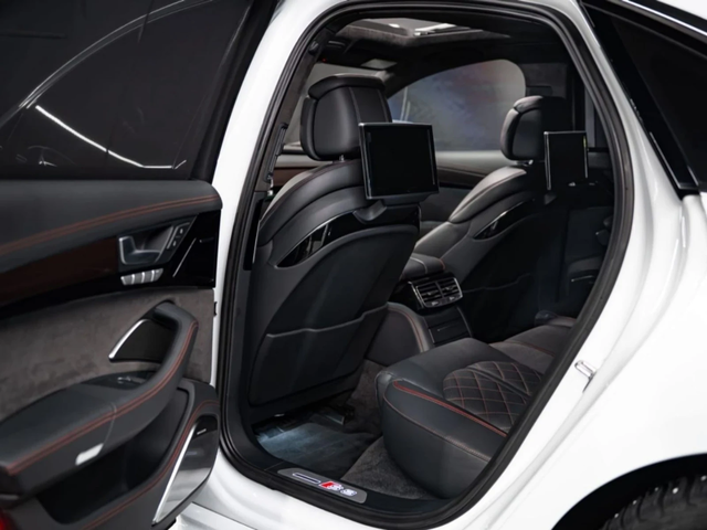 Audi S8 ОЧАКВАН ВНОС Audi S8+ CERAMIC Limited edition - автомобили, коли, обяви за нови и употребявани 4