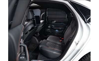 Audi S8 ОЧАКВАН ВНОС Audi S8+ CERAMIC Limited edition - автомобили, коли, обяви за нови и употребявани 9