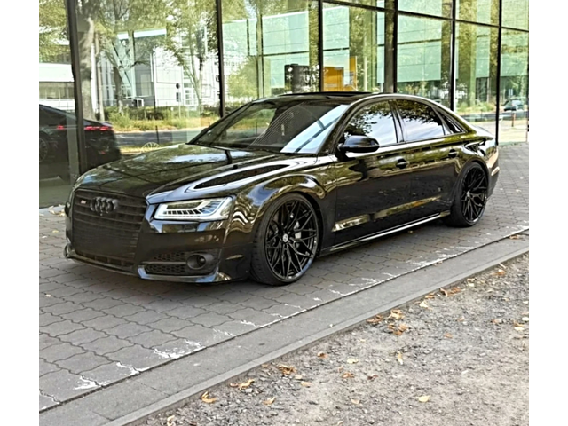 Audi S8 ОЧАКВАН ВНОС Audi S8 Plus CERAMIC* CARBON - автомобили, коли, обяви за нови и употребявани 0