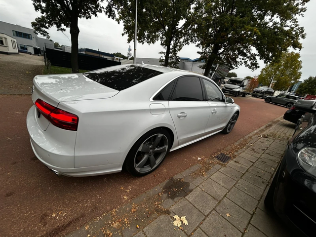 Audi S8 ОЧАКВАН ВНОС Audi S8  CERAMIC* MATRIX - автомобили, коли, обяви за нови и употребявани 2