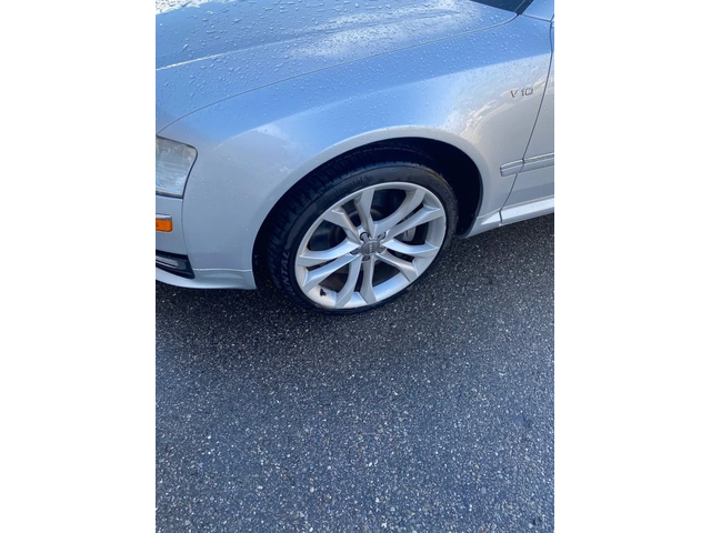 Audi S8 * 4dr Sdn * CARFAX * ЦЕНА ДО БГ - автомобили, коли, обяви за нови и употребявани 6