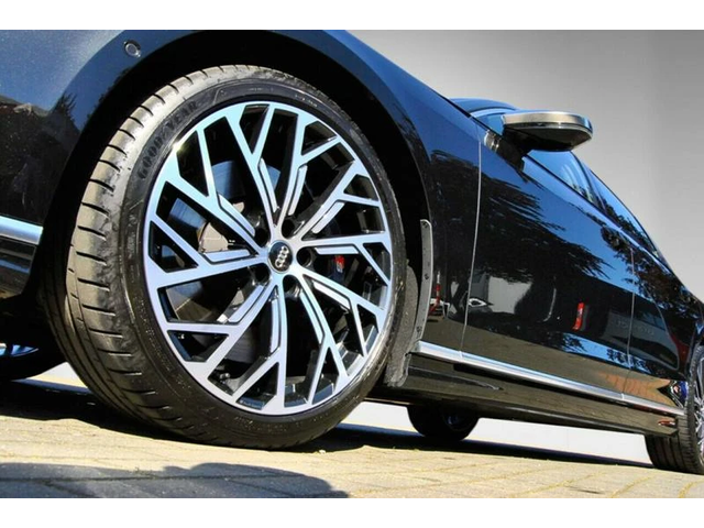 Audi S8 TFSI - автомобили, коли, обяви за нови и употребявани 4