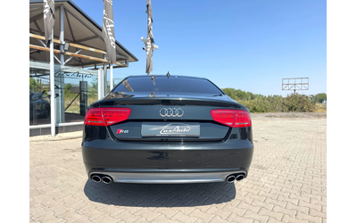 audi-s8 - 3