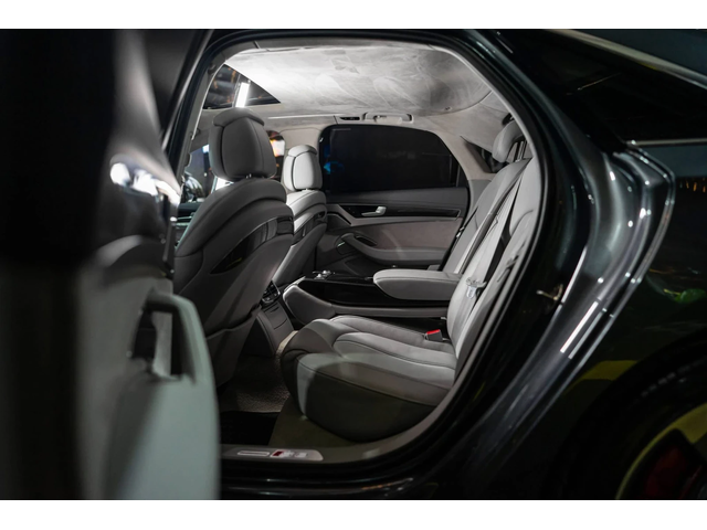 Audi S8 PLUS QUATTRO MATRIX CARBON B&O ЛИЗИНГ 100% - автомобили, коли, обяви за нови и употребявани 14