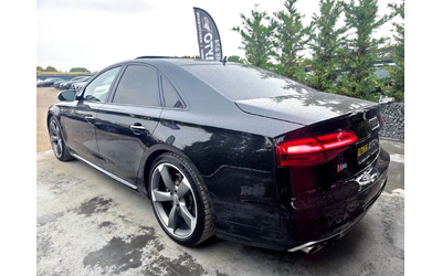 audi-s8 - 5