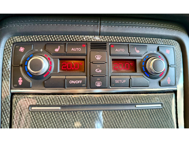 Audi S8 V10* Ceramic* Carbon* Bang&Olufsen* Лизинг* - автомобили, коли, обяви за нови и употребявани 12